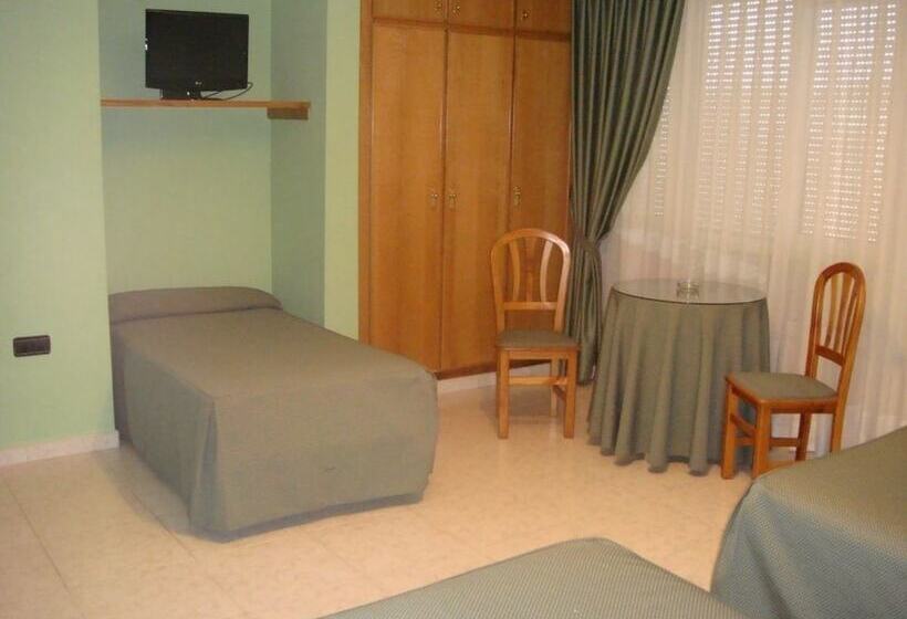 فندق صغير Hostal Serpol