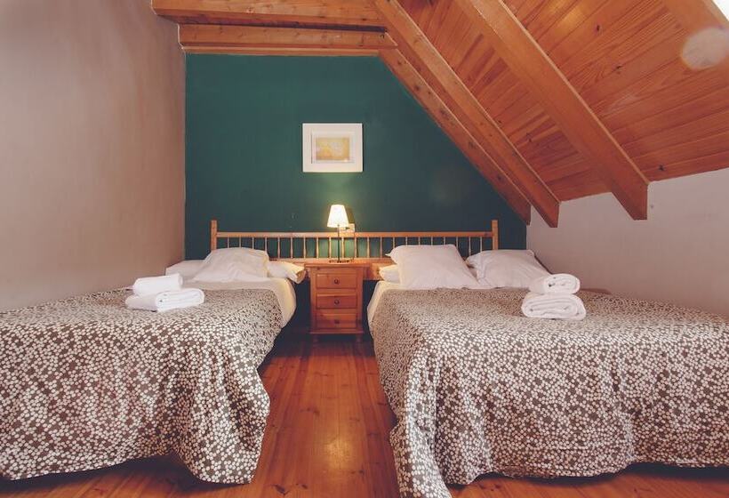 Hostal La Petite Boheme