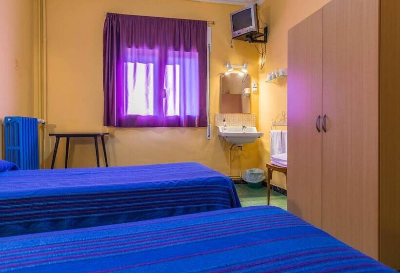 Hostal Urgell