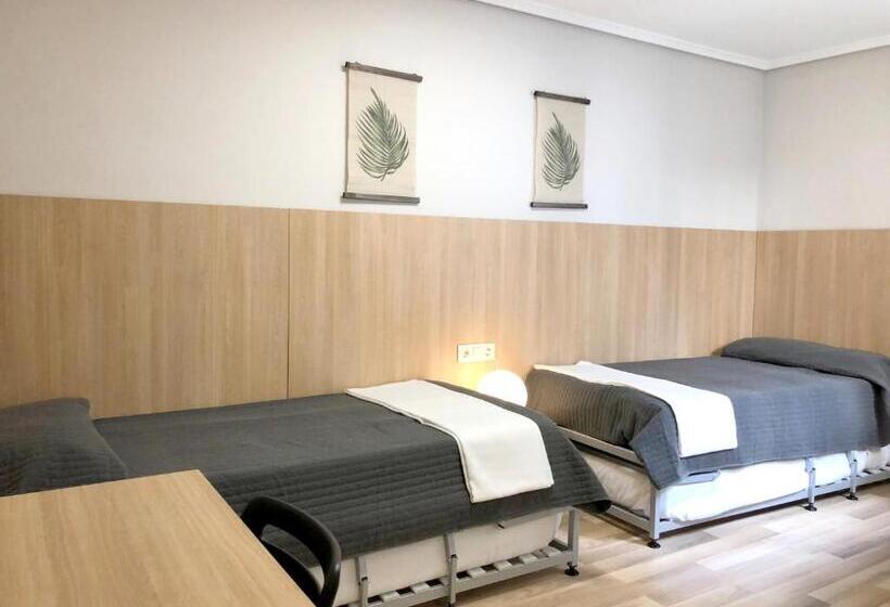 هتل Bearan Bar & Rooms