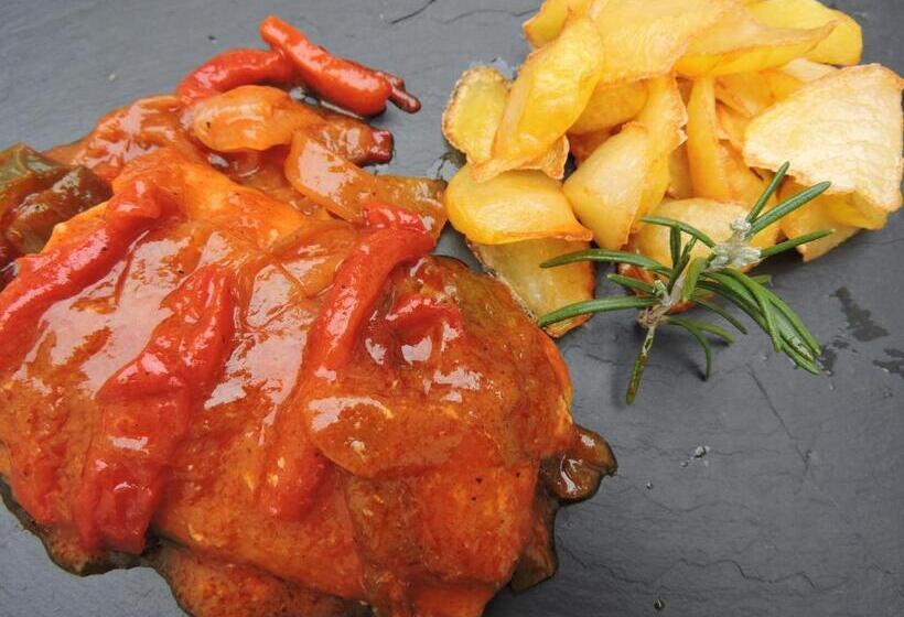 Hotel Hostal La Corte