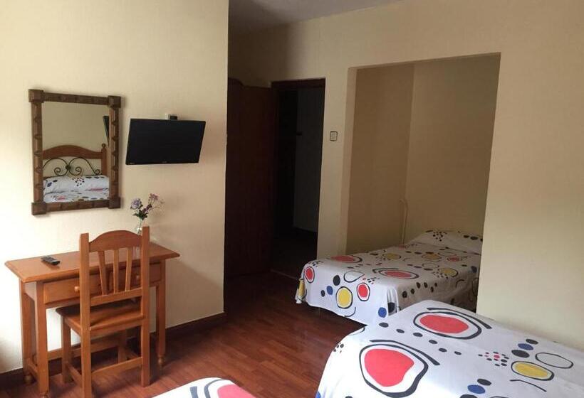 ホテル Hostal Pancorbo