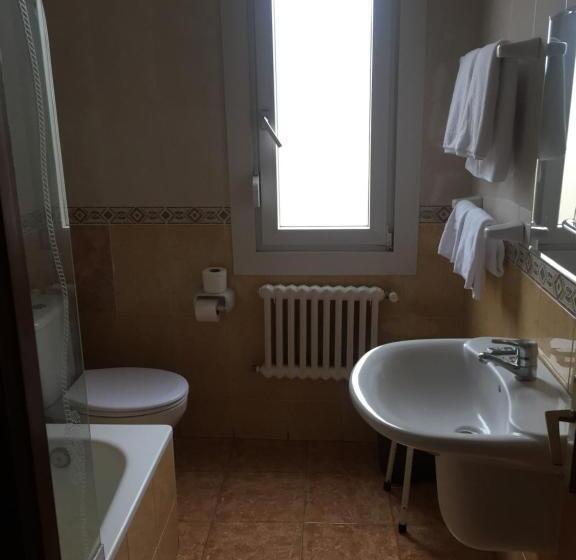 ホテル Hostal Pancorbo