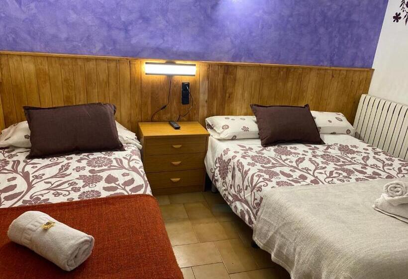 פנסיון Hostal La Cuineta De Cal Triuet