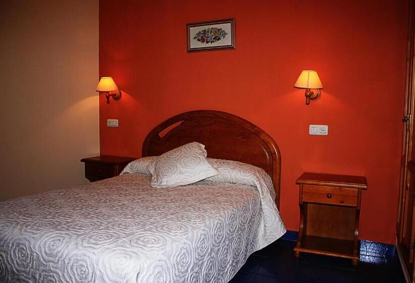 Hostal Casa Lacreu