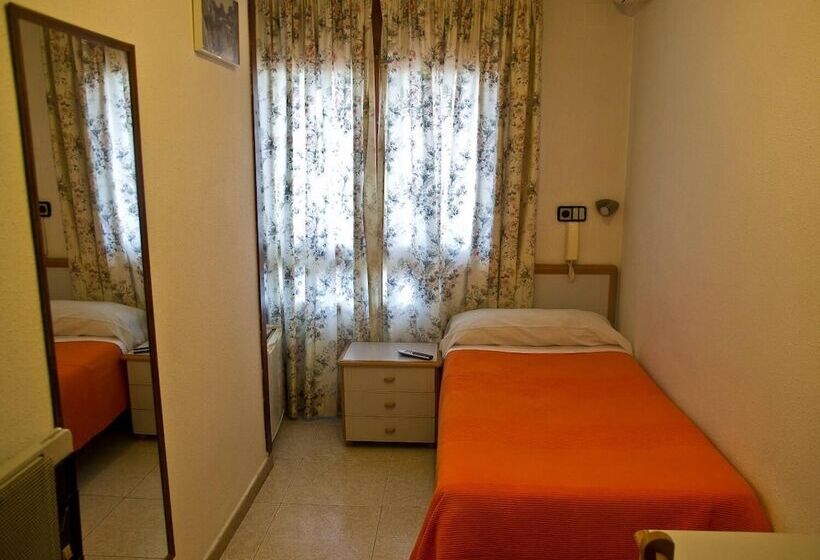 Hostal Lizana 2