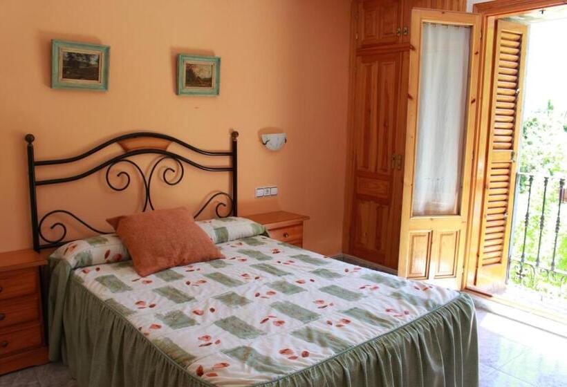 Отель Hostal Casa Vispe