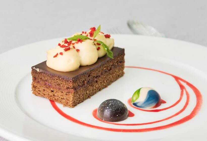 فندق Guadalajara & Conference Center Affiliated by Melia