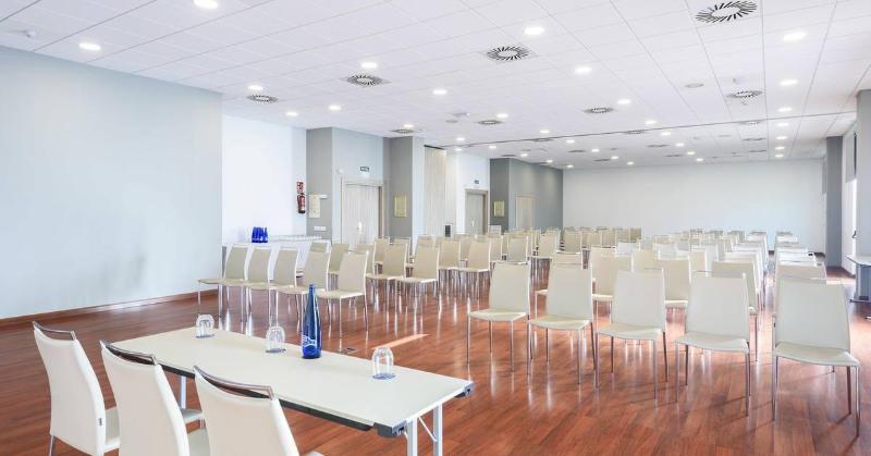 فندق Guadalajara & Conference Center Affiliated by Melia