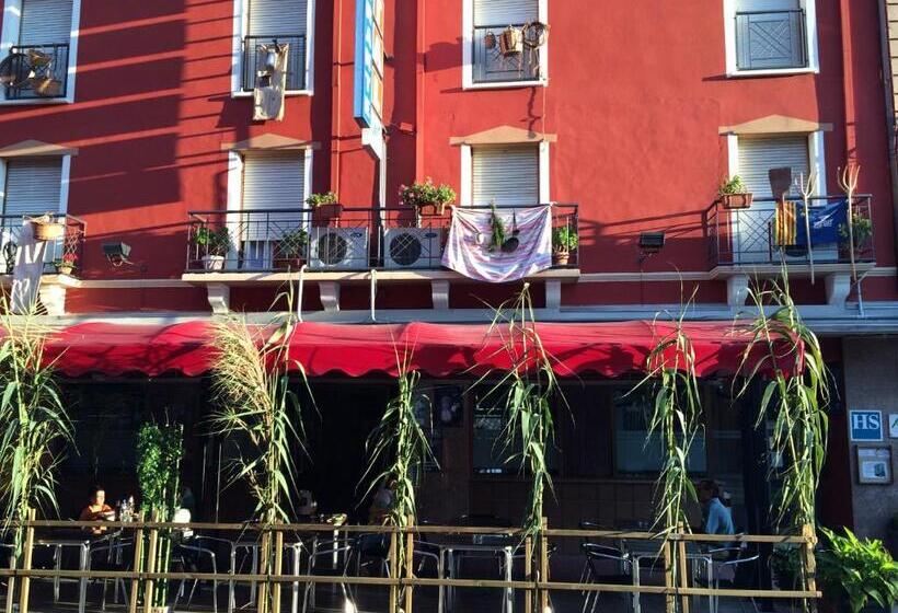 בית מלון כפרי Hostal Delgado