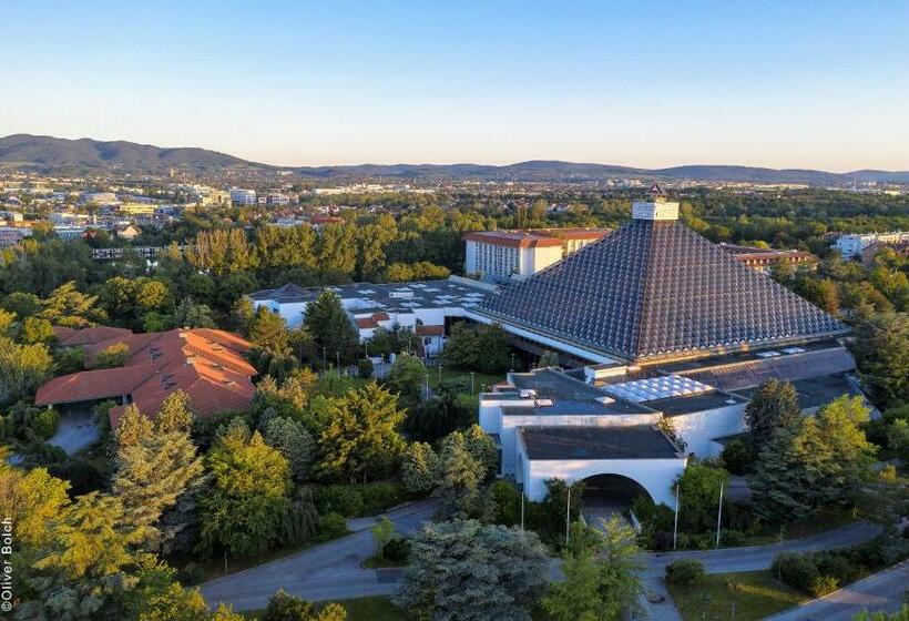 Eventhotel Pyramide