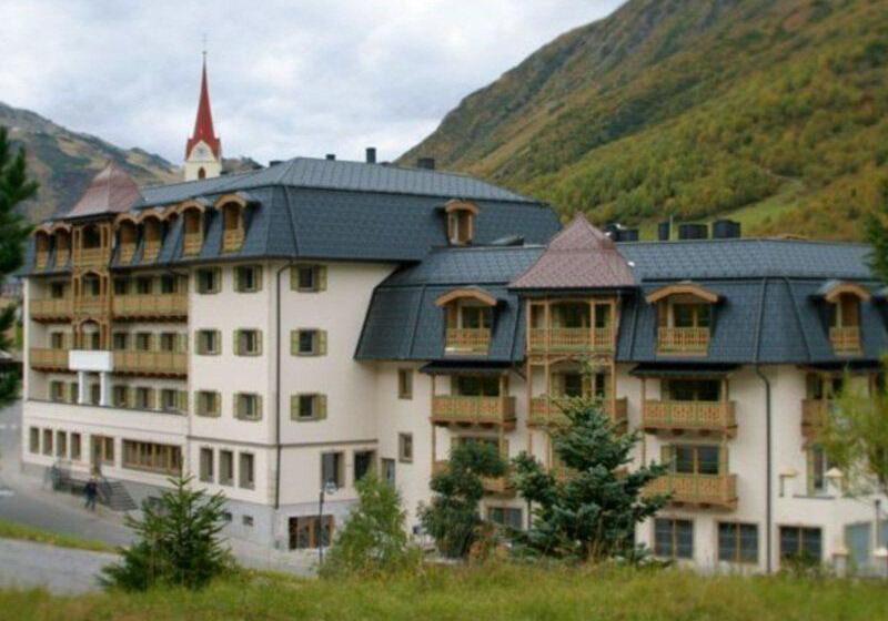 هتل Alpenresort Fluchthorn