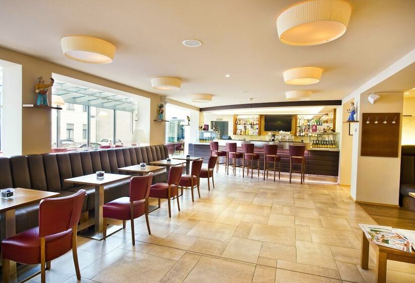 Fotos del hotel Hotel & Palais Strudlhof:  40