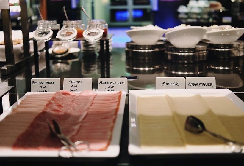 Fotos del hotel Hotel & Palais Strudlhof:  3