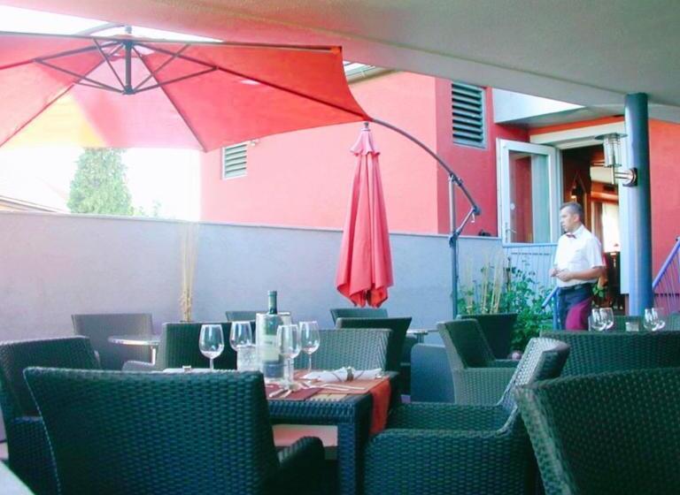 Fotos del hotel Aragia:  14