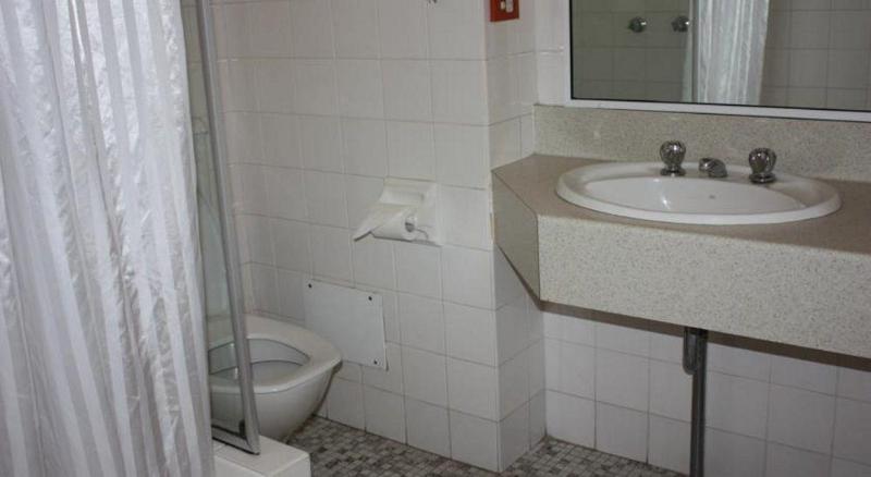هتل Country Comfort Armidale