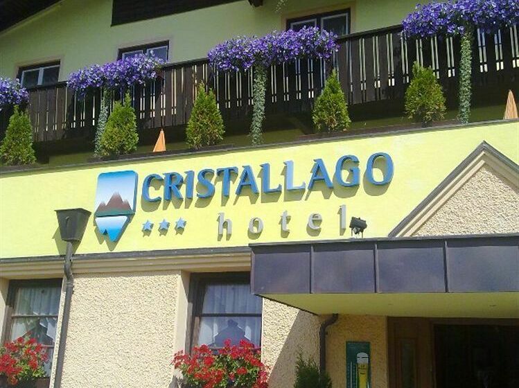 ホテル Cristallago