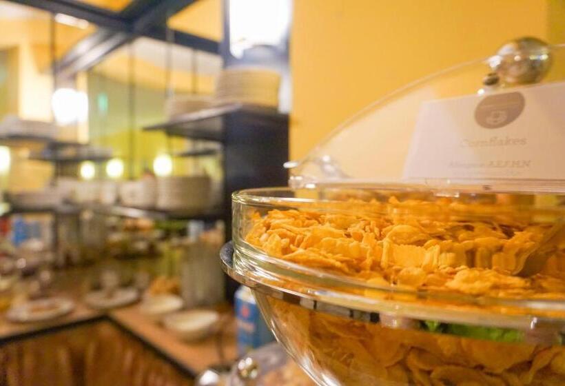 Fotos del hotel Caratart  Bombolo Wien:  8