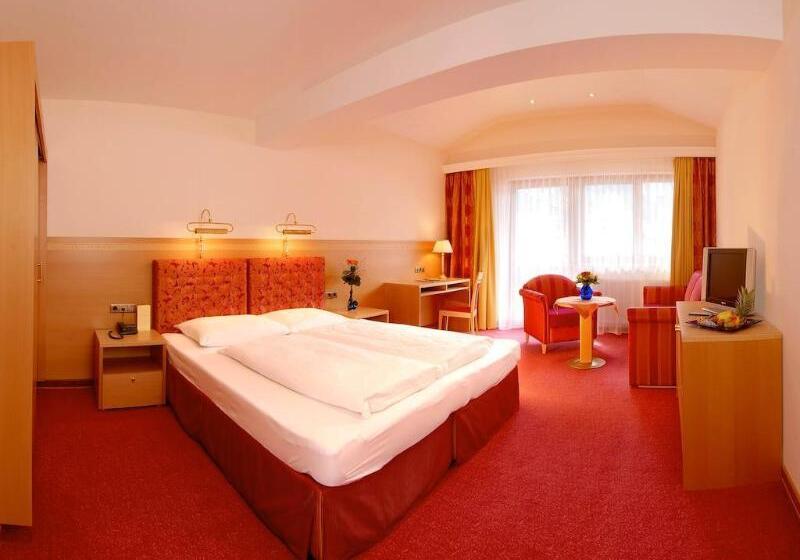 Fotos del hotel Strass - Sport & Spa: 1 Fotos del hotel Strass - Sport & Spa: 1