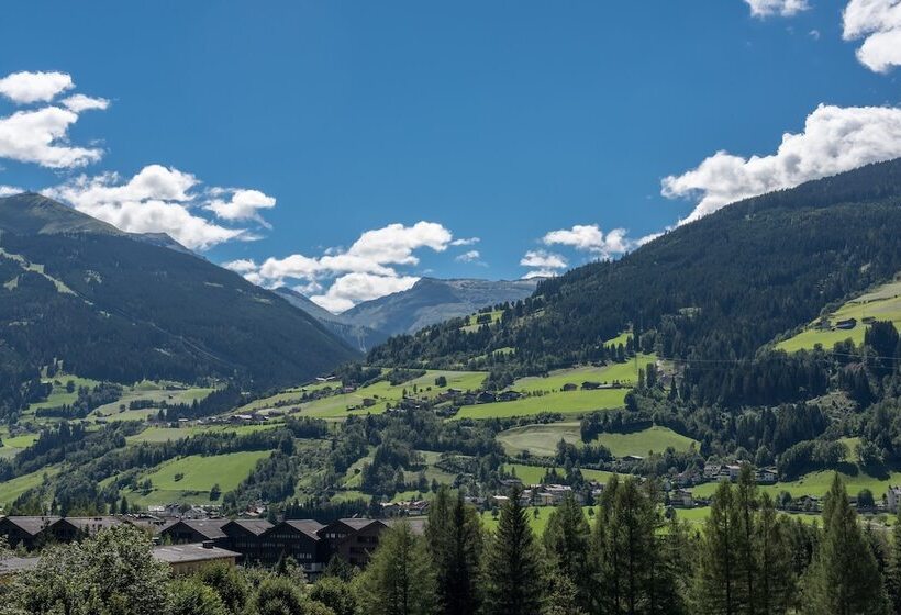 호텔 Germania Gastein   Ganzjährig Inklusive Alpentherme Gastein & Sommersaison Inklusive Gasteiner Bergb