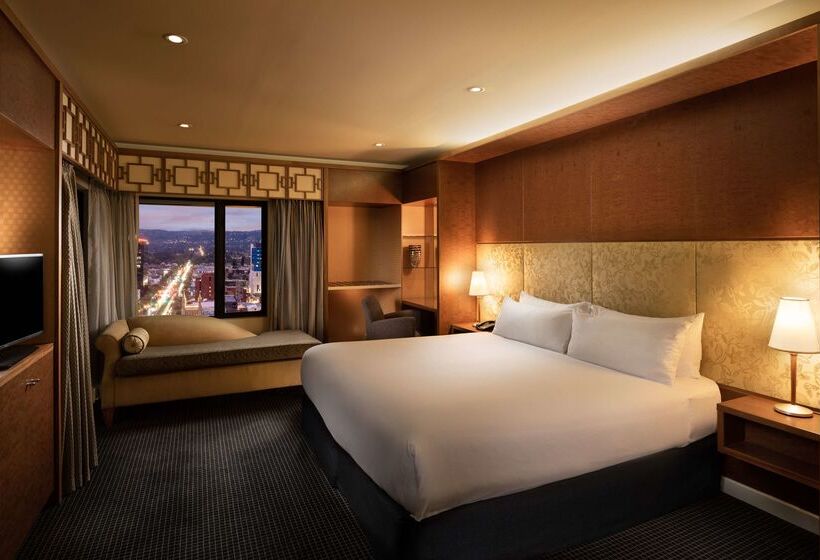 هتل Hilton Adelaide