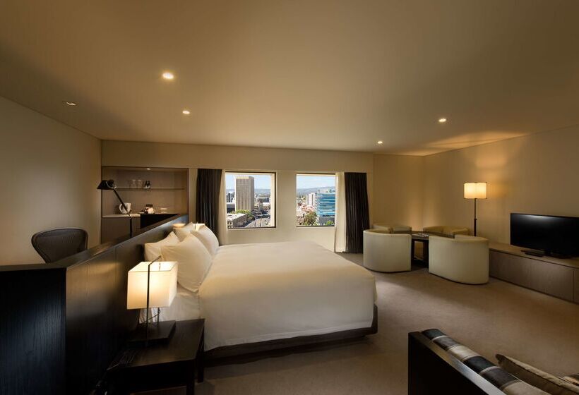 هتل Hilton Adelaide