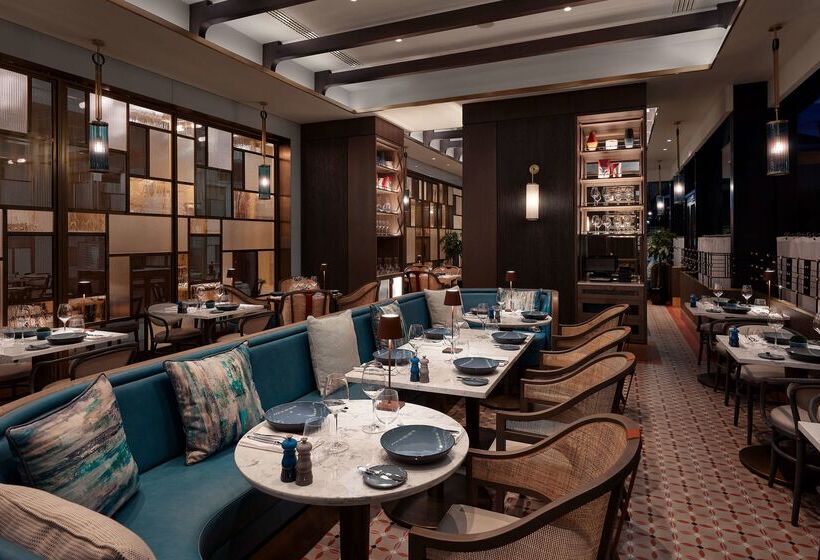 هتل Hilton Vienna Park