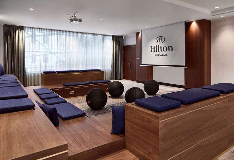 هتل Hilton Vienna Park
