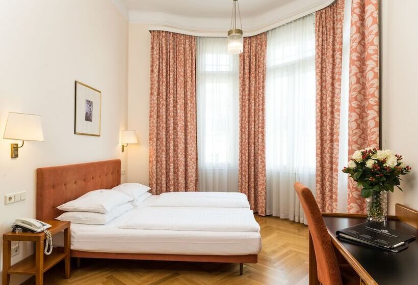 Fotos del hotel Johann Strauss:  11