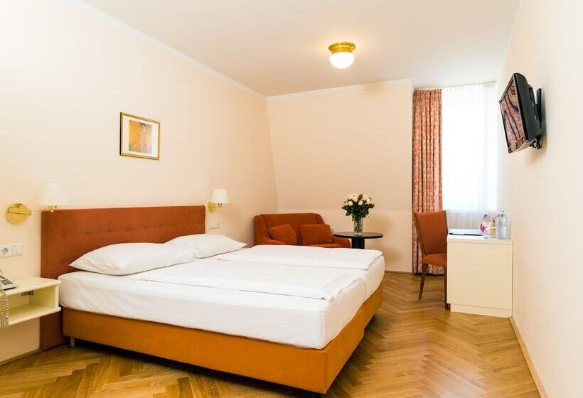 Fotos del hotel Johann Strauss:  10