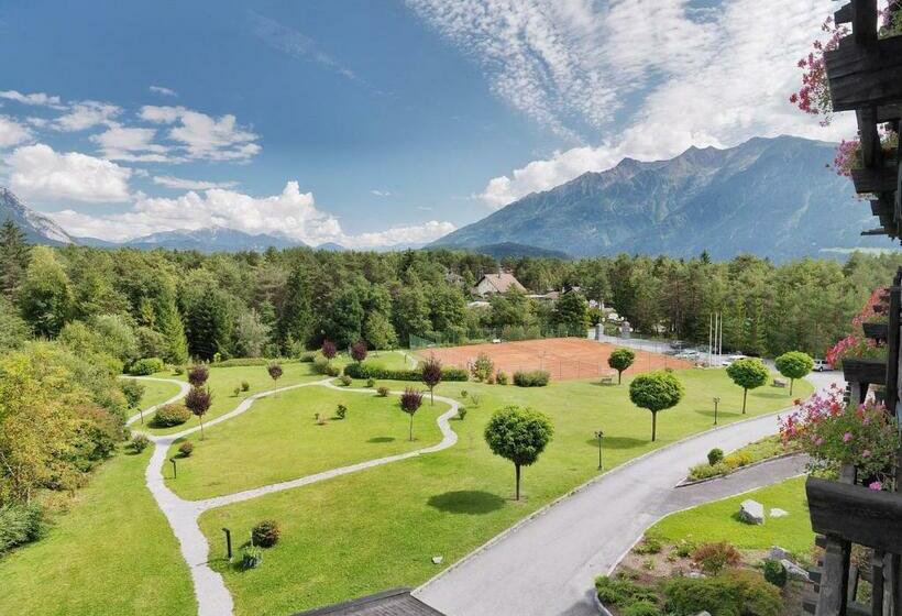 ホテル Kaysers Tirol Resort