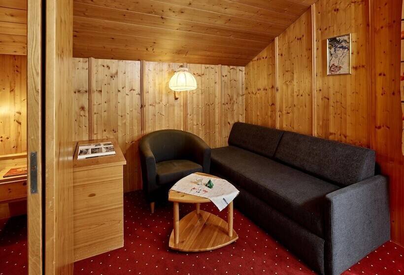 هتل Monika & Montafon Chalets