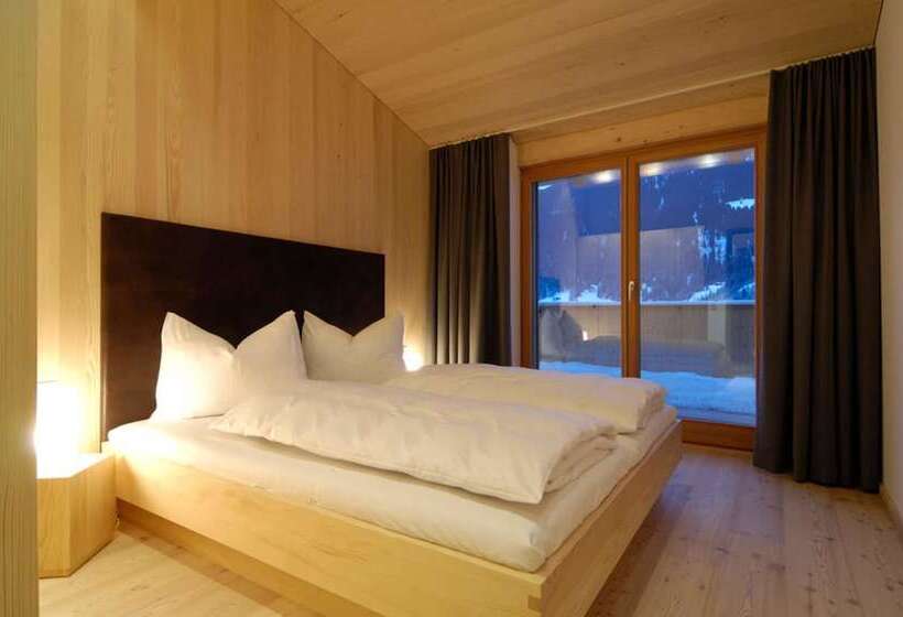 هتل Monika & Montafon Chalets