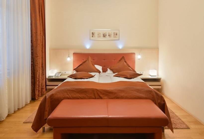 Fotos del hotel Hotel Pension Baronesse:  2