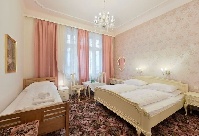 Fotos del hotel Hotel Pension Baronesse:  8