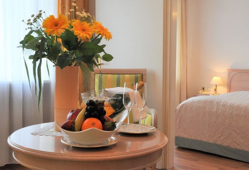 ホテル Restaurant Minichmayr