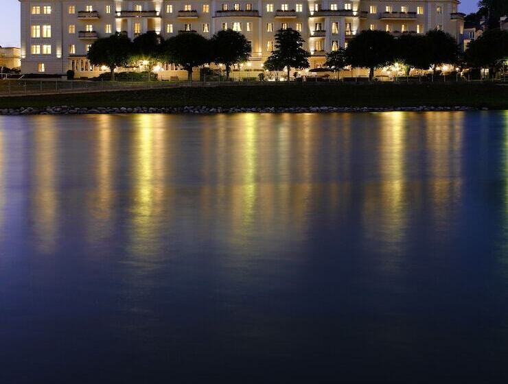 Отель Sacher Salzburg