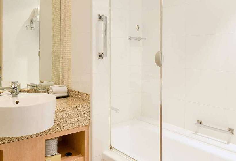 The Terrace Hotel Adelaide