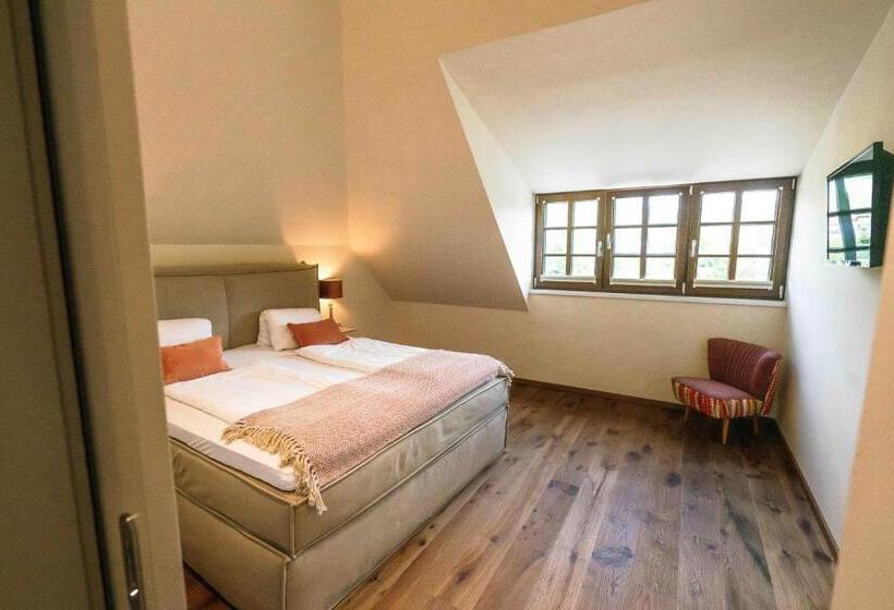 Renaissancehotel Raffelsberger Hof B&b