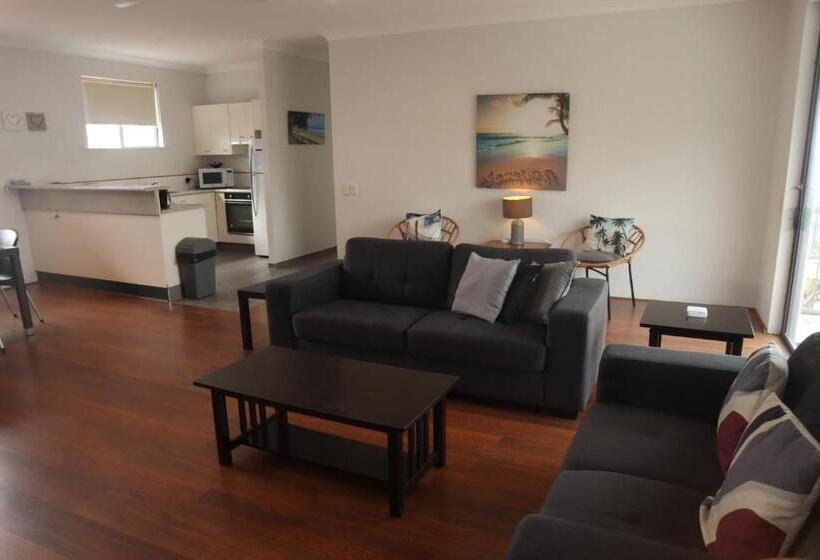 Coolum Beach Resort