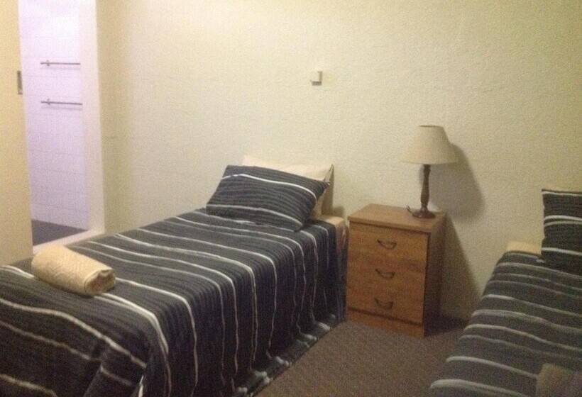 Copper Gate Motel