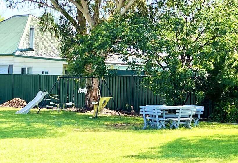 Gilgandra Motel