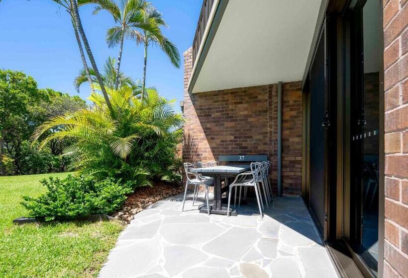 Glen Eden Beach Resort