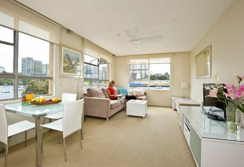 Harbourside Apartments