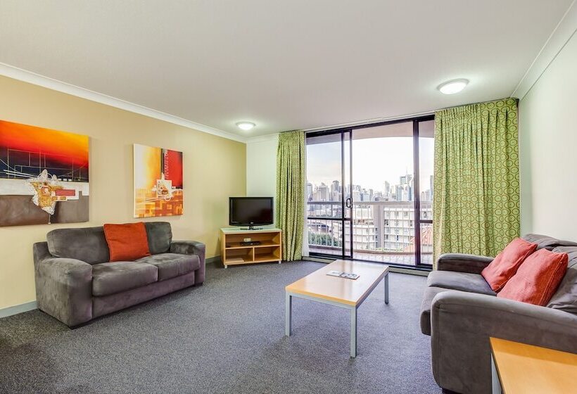 Hillcrest Apartment
