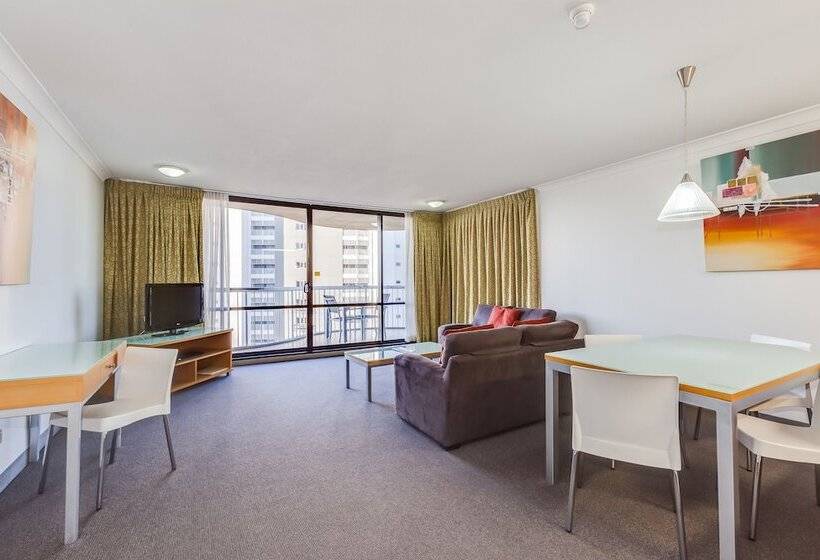 Hillcrest Apartment