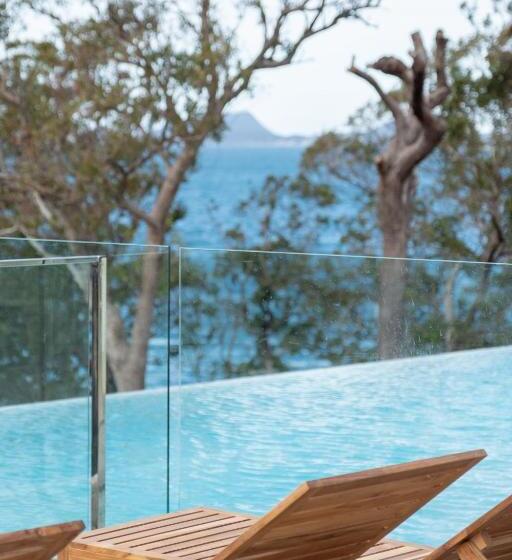 Hotel Bannisters Port Stephens