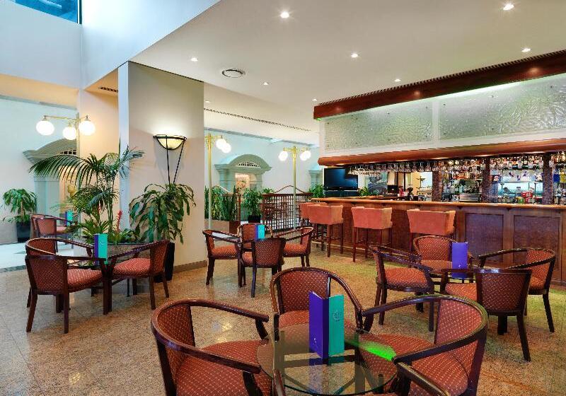 هتل Bayview Eden Melbourne