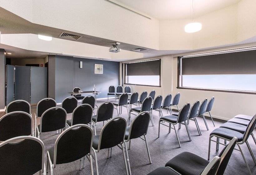 هتل Best Western Plus Launceston