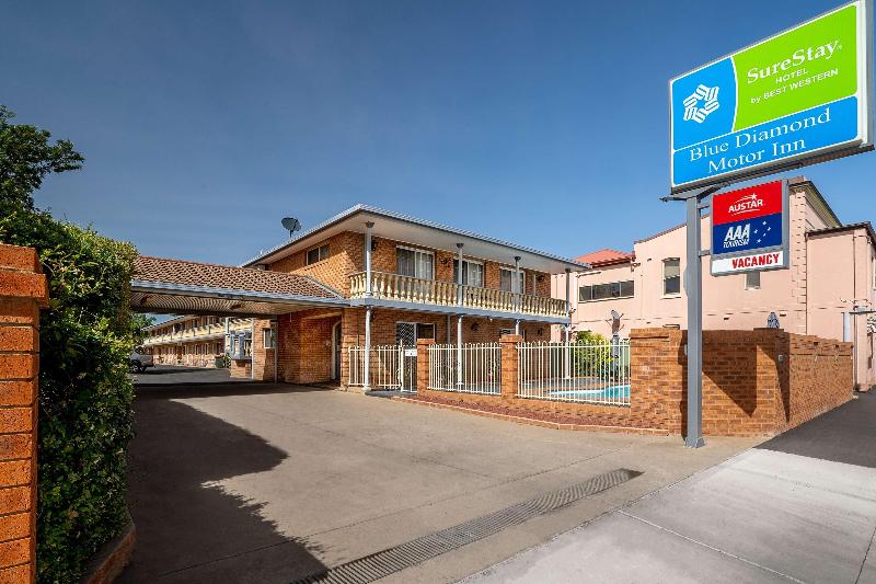 هتل Blue Diamond Motor Inn